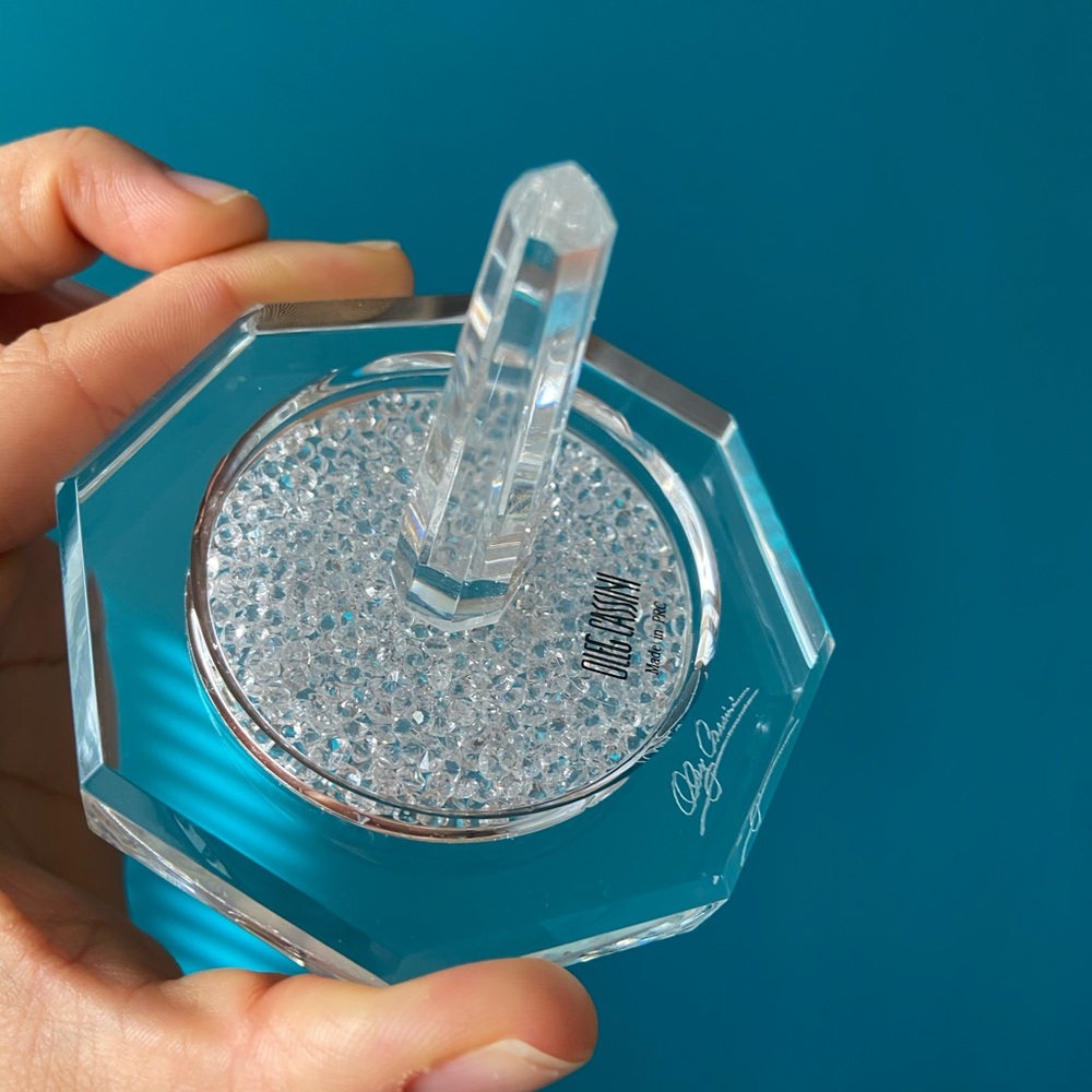 Oleg Cassini Crystal Ring Holder